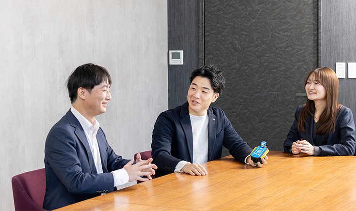 座談会【サントリービバレッジソリューション×日立ソリューションズ】キャッシュレス自販機で暮らしと事業を持続可能に 「ジハンピ」が生み出す新しい価値