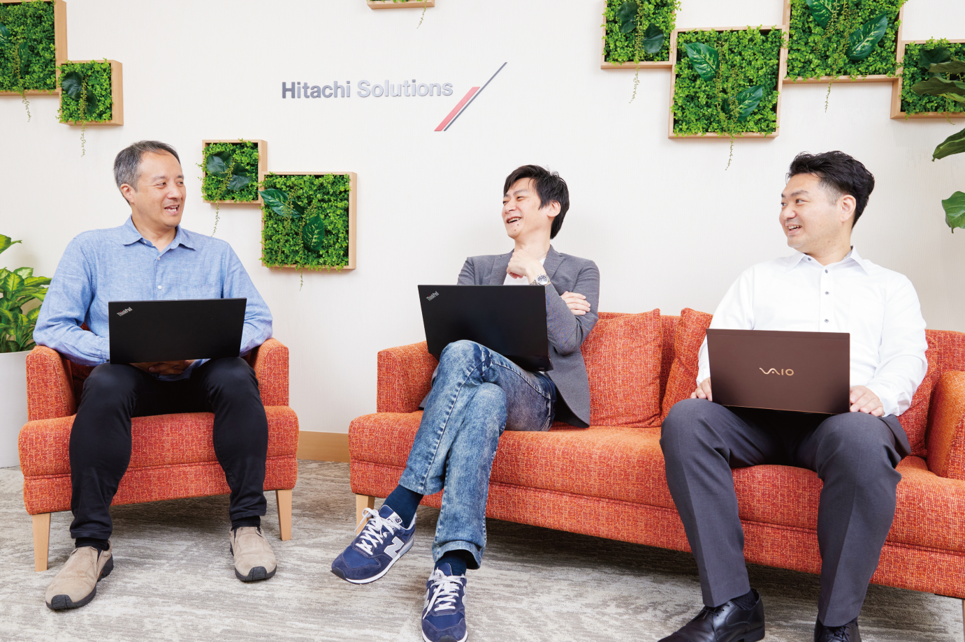 お客さまと協創し、これからの社会を創造していく。