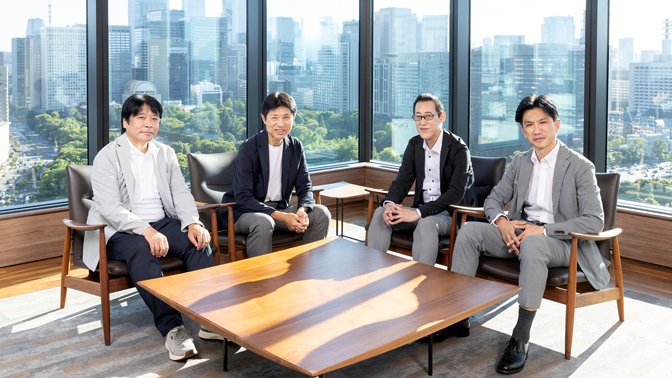 座談会【有限責任監査法人トーマツ×日立ソリューションズ】 企業のサステナビリティを支援するために強力なタッグを組む サステナビリティ専門家とITプロ集団